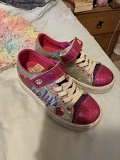 Size 13 Girls Heelys